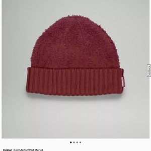 Lululemon Women's Ombre Knit Textured BeanieRed Merlot RDMR